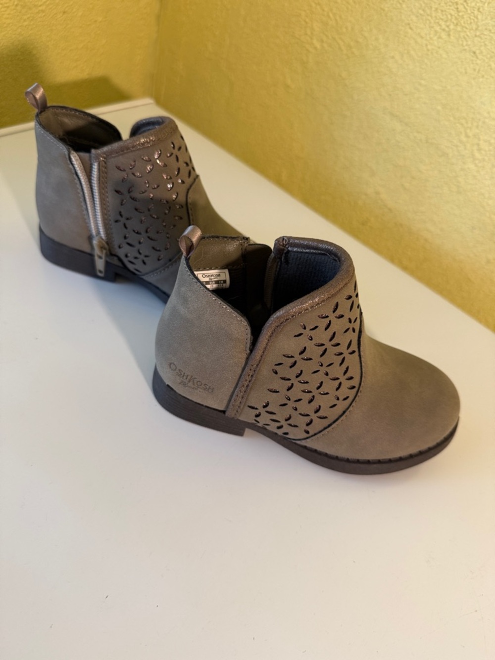 OshKosh B'gosh Taupe Girls Ankle Boots with Cutout Detail - Picture 2 of 10